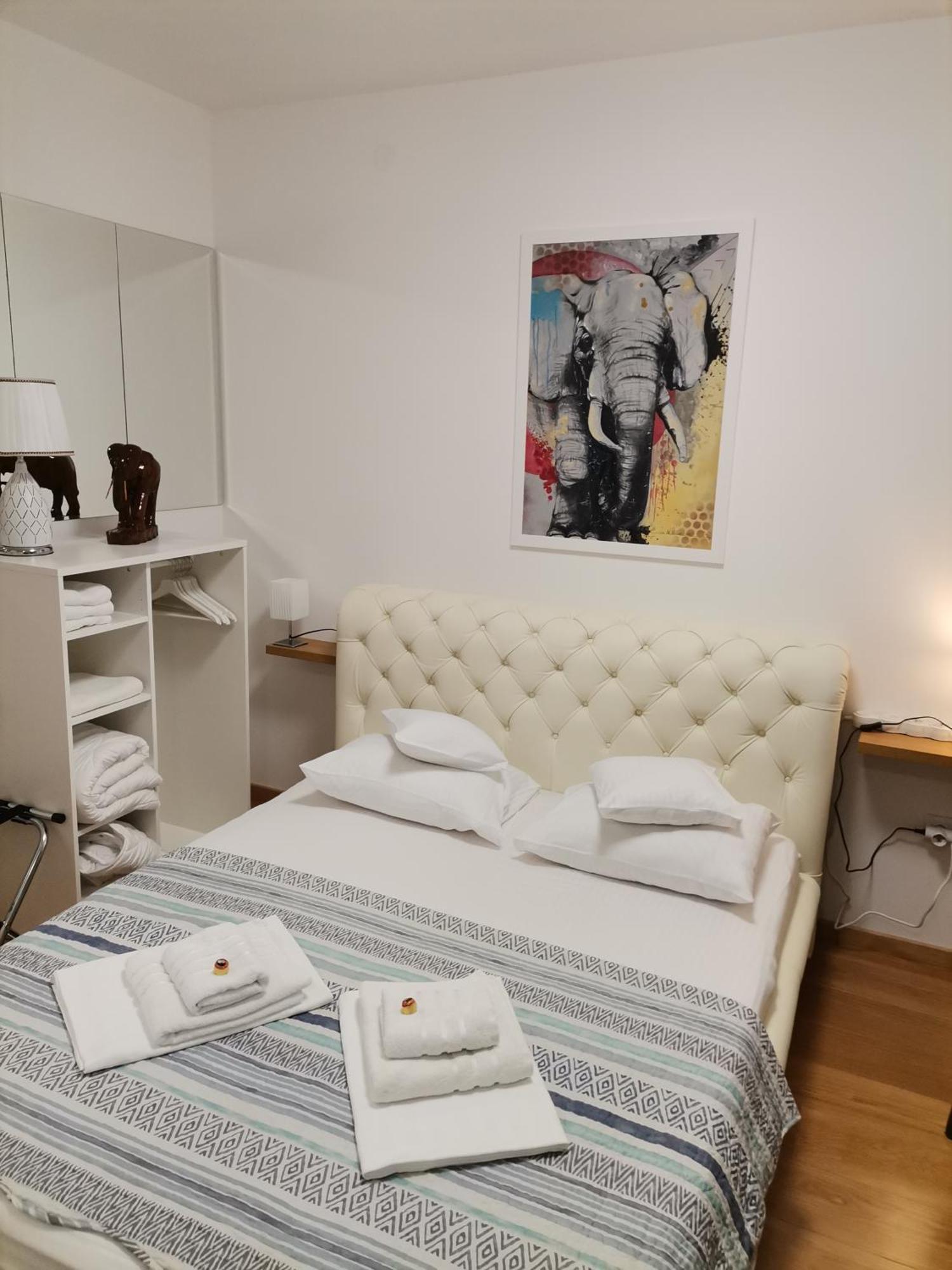 Pupin Palata Business Apartman B5 Novi Sad Cameră foto