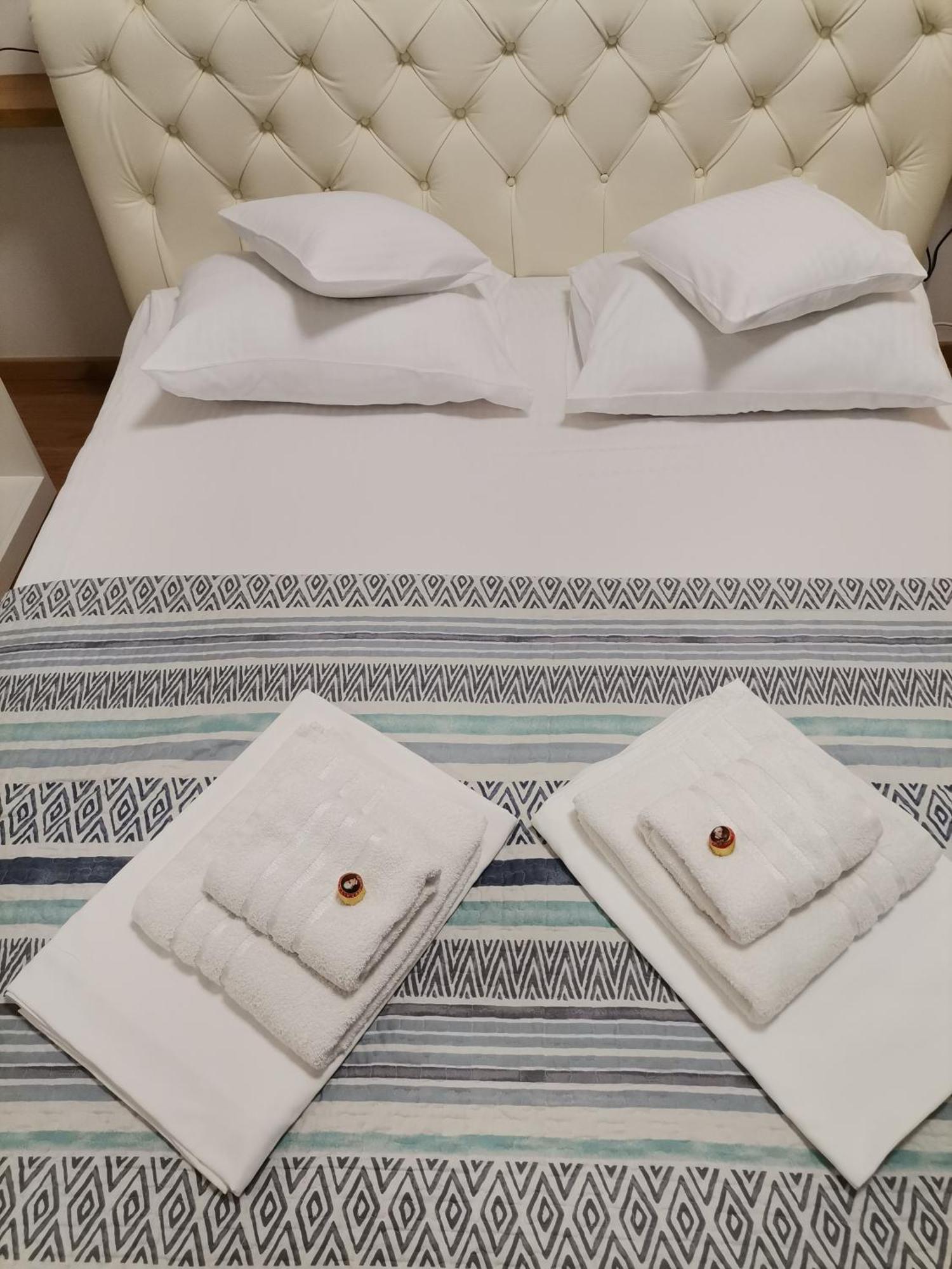 Pupin Palata Business Apartman B5 Novi Sad Cameră foto